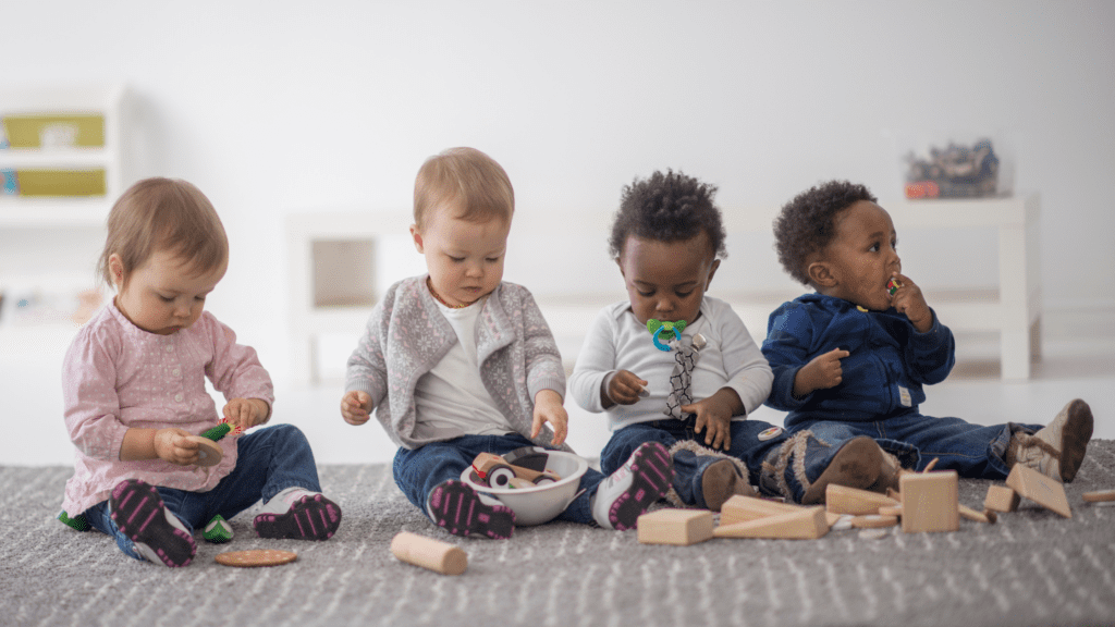 Choosing Between Home-Based Day Cares and Day Care Centers
